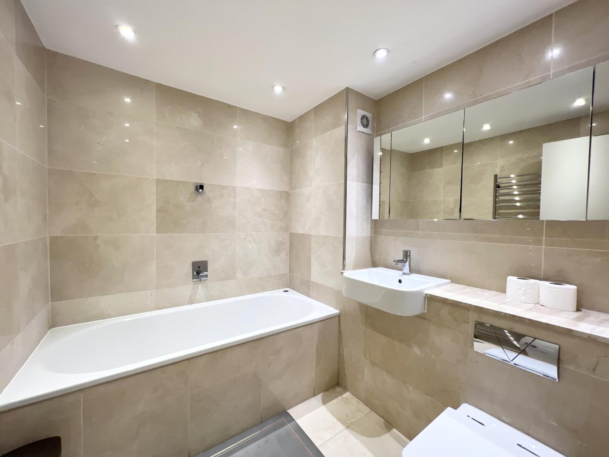 Vip Serviced Apartments London Excellent Location Great Price ภายนอก รูปภาพ