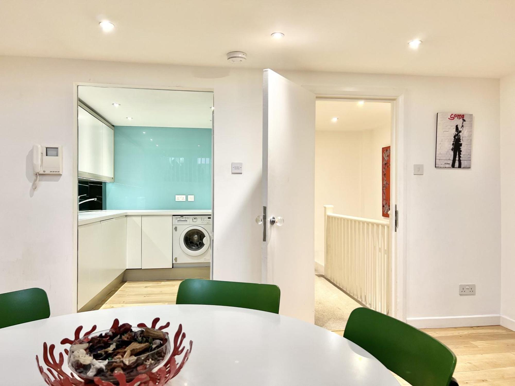 Vip Serviced Apartments London Excellent Location Great Price ภายนอก รูปภาพ