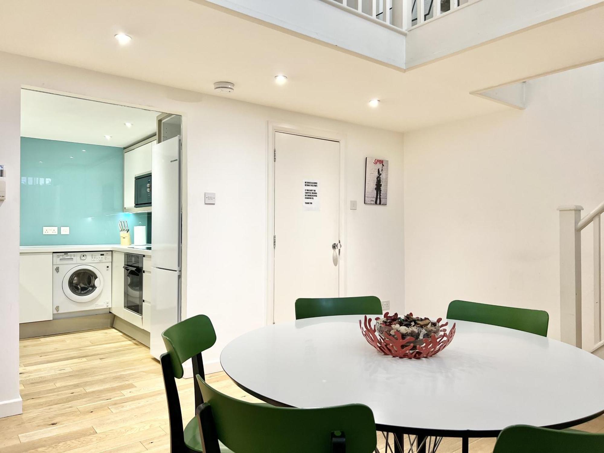 Vip Serviced Apartments London Excellent Location Great Price ภายนอก รูปภาพ