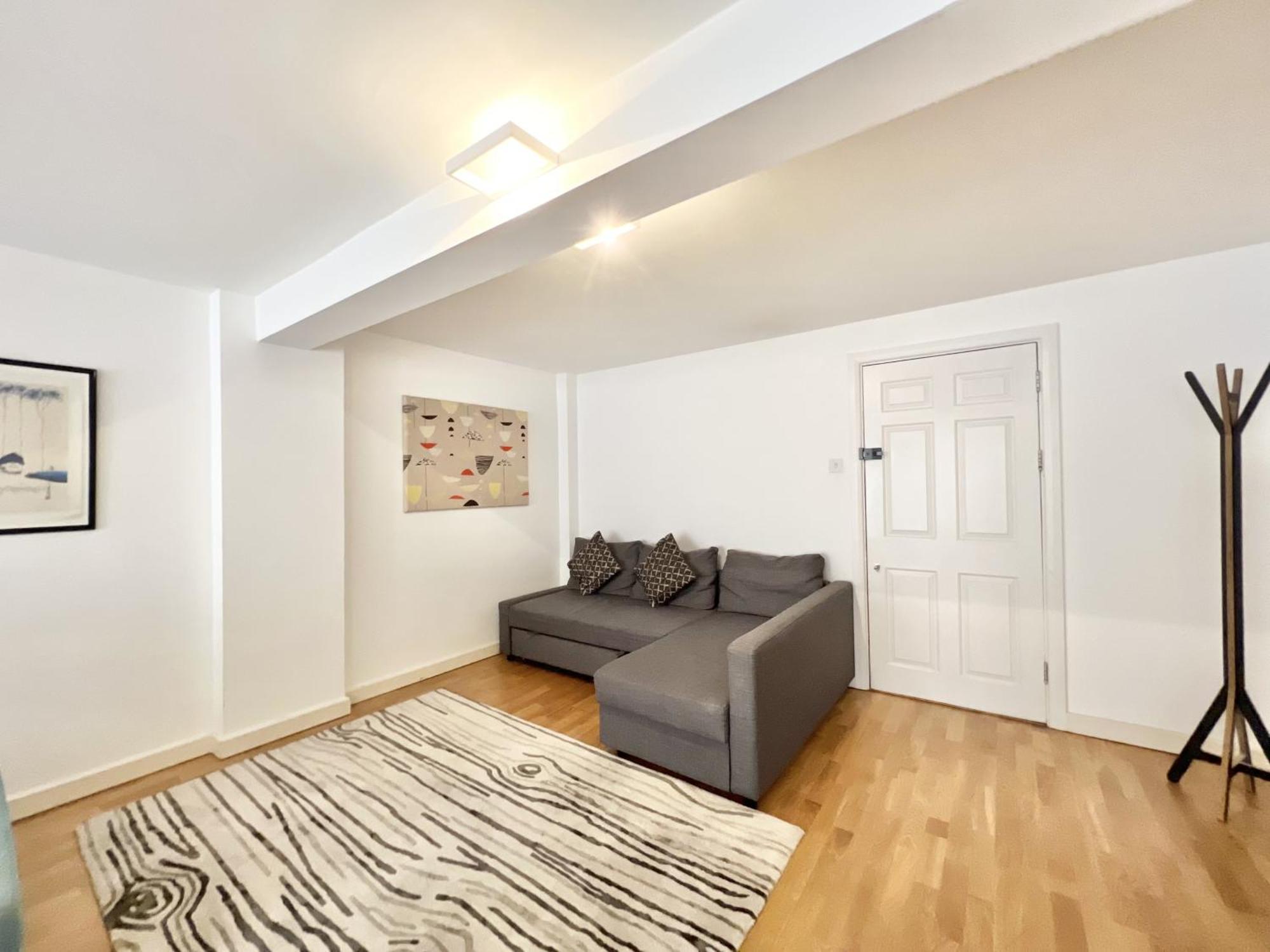 Vip Serviced Apartments London Excellent Location Great Price ภายนอก รูปภาพ